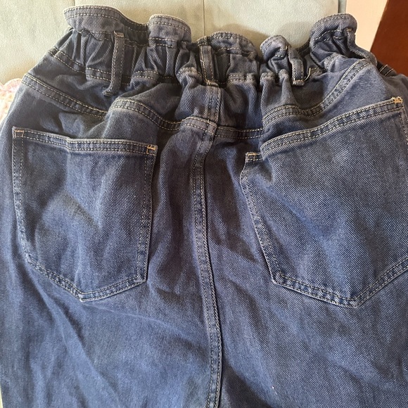 Pacsun Seabreak Paperbag Waist Mom Jeans, size M - Picture 6 of 6